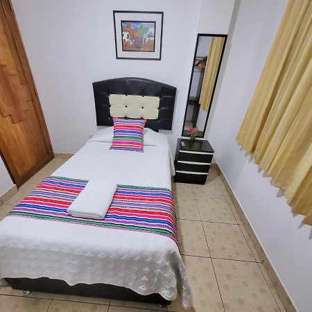 Hostal El Viajero En אויאנטאיטמבו מראה חיצוני תמונה